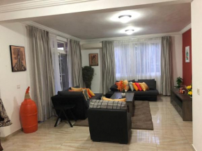 Exquisite 2 Bedroom Apartment for Family with Pool
